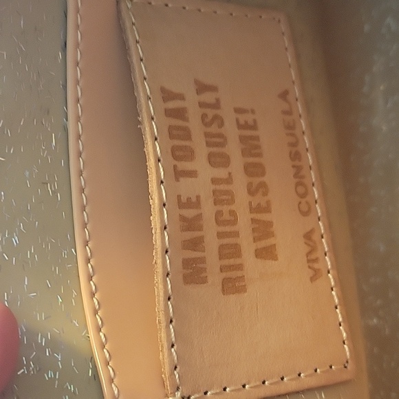 Consuela Crossbody bag, EUC - Picture 4 of 4